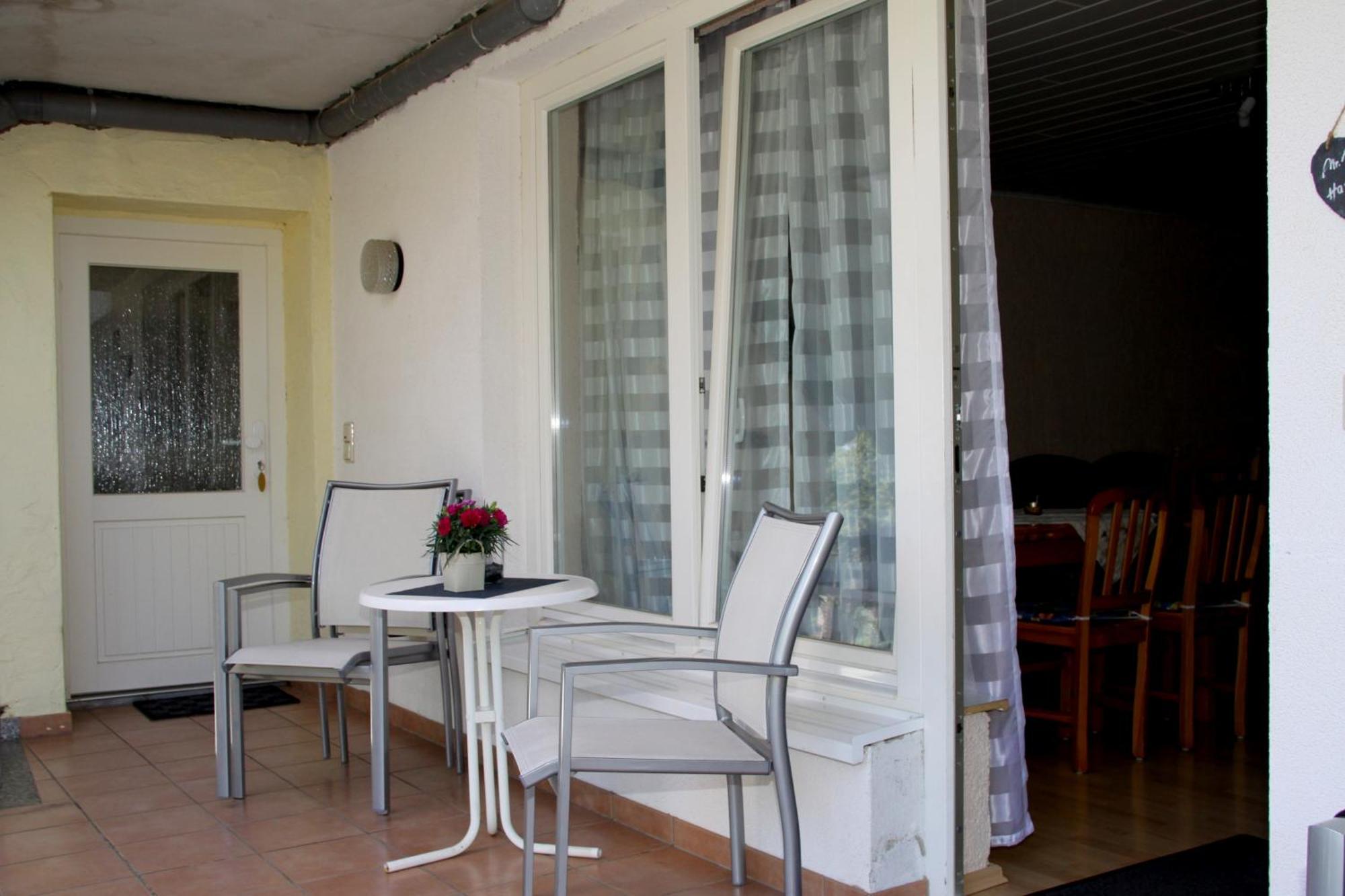 Apartament Ferienweingut & Gutsrestaurant Becker Burgen  Zewnętrze zdjęcie