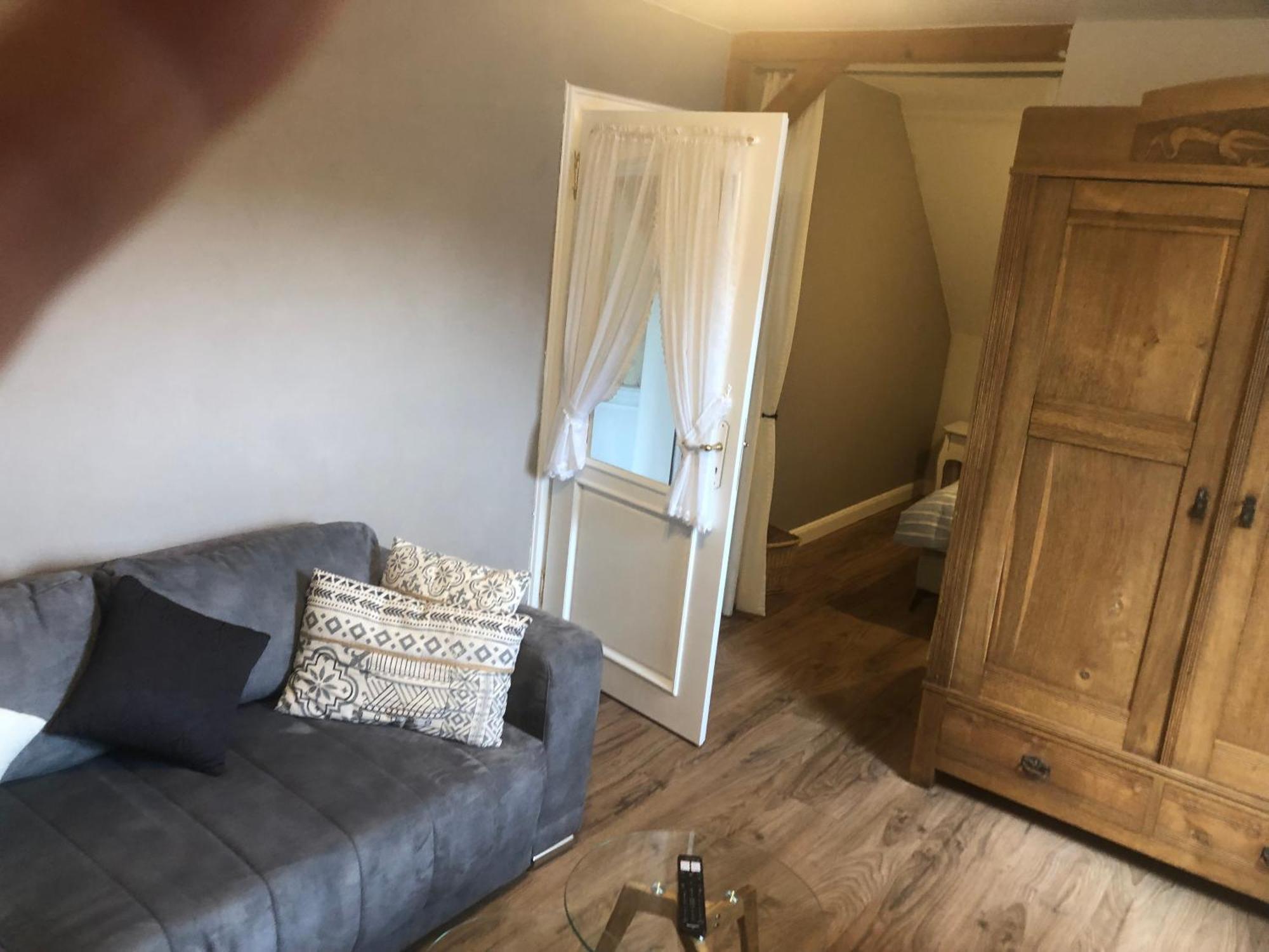 Apartament Ferienweingut & Gutsrestaurant Becker Burgen  Zewnętrze zdjęcie